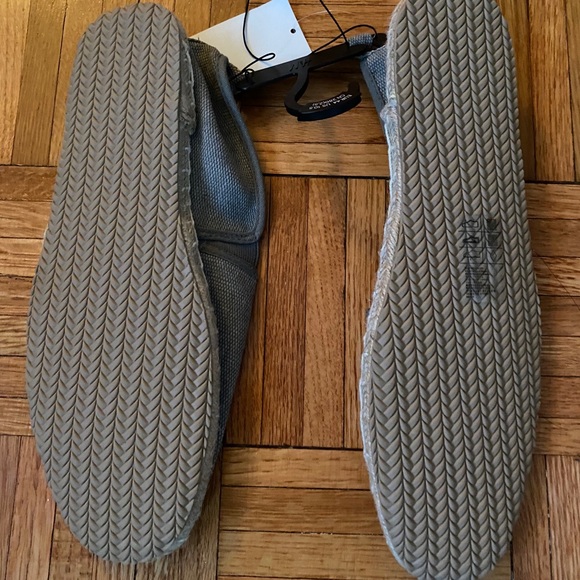 Shoes - Picture 2 of 2